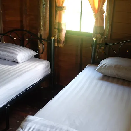 Rai Boonsom Apartment Phrao Room photo