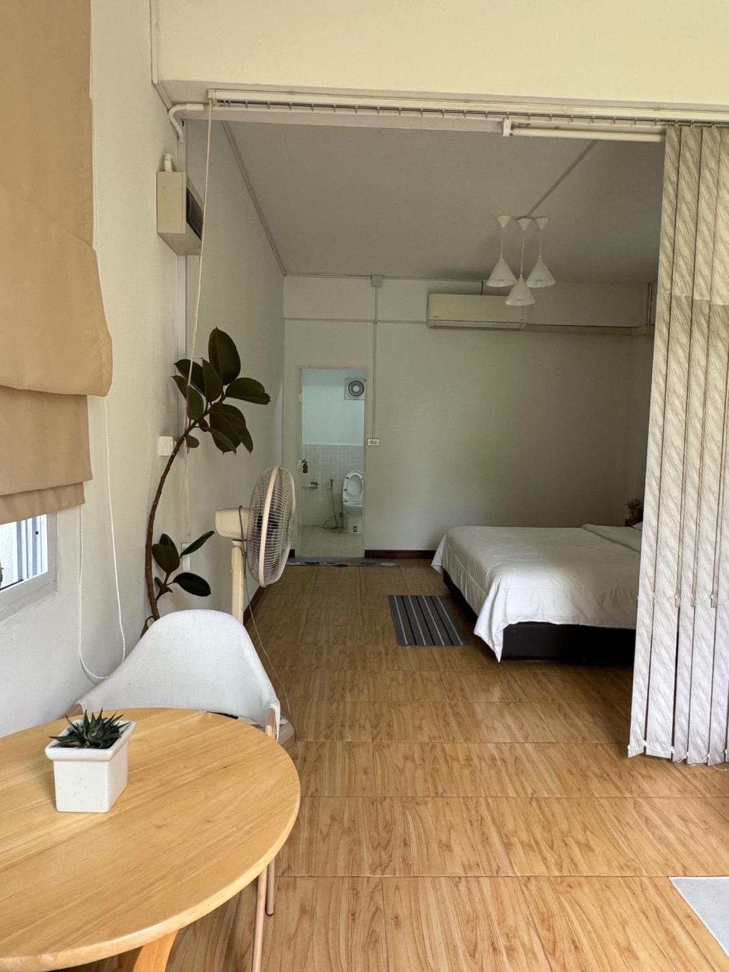 Homestay Rai Boonsom *