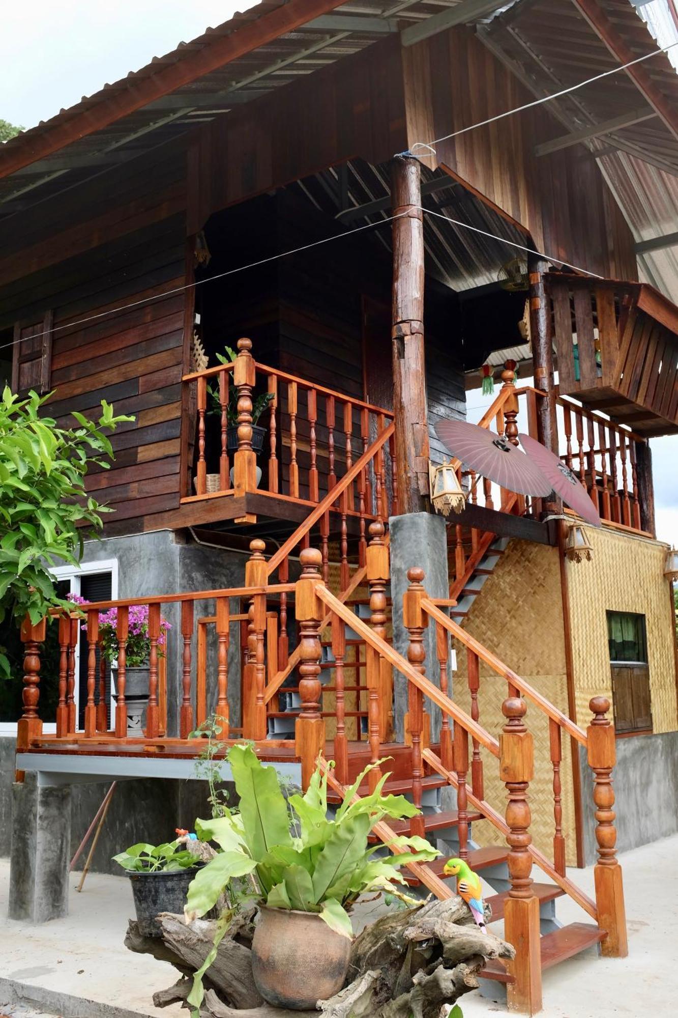 Homestay Rai Boonsom *